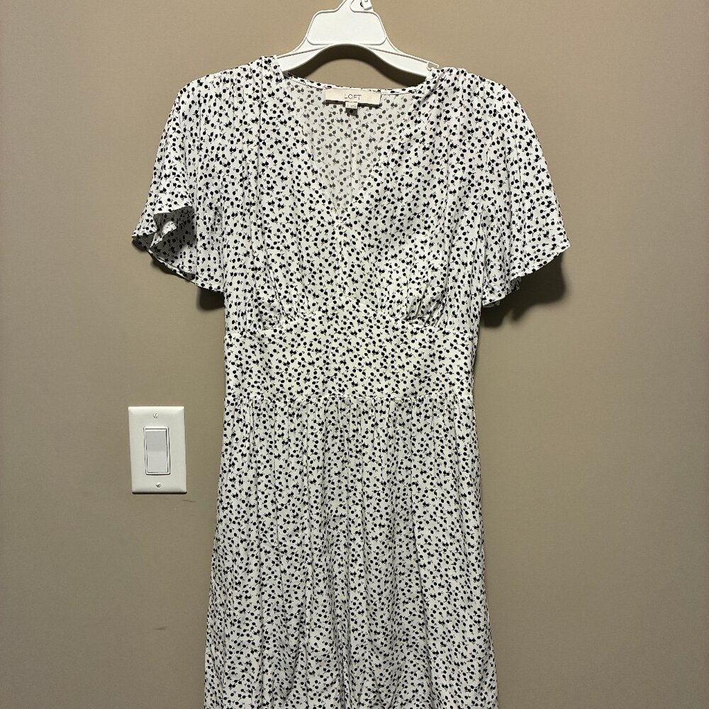 Loft White Dress with pockets - Size 2